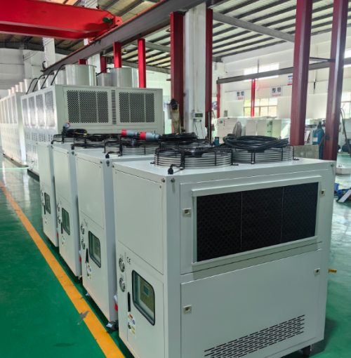 水冷式冷水机组在工业冷却系统中的应用