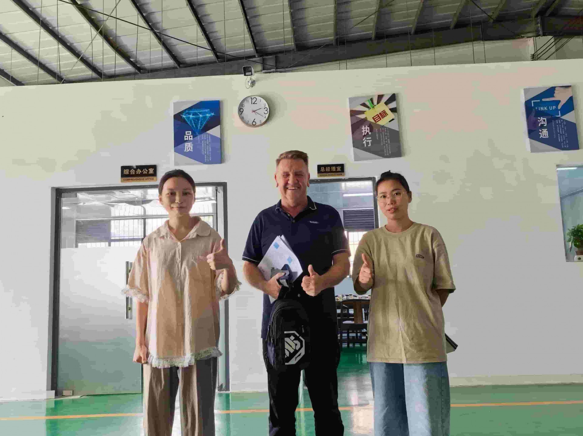 00d1618f3cf4288f8bc12c.jpg 1 拷贝.jpg